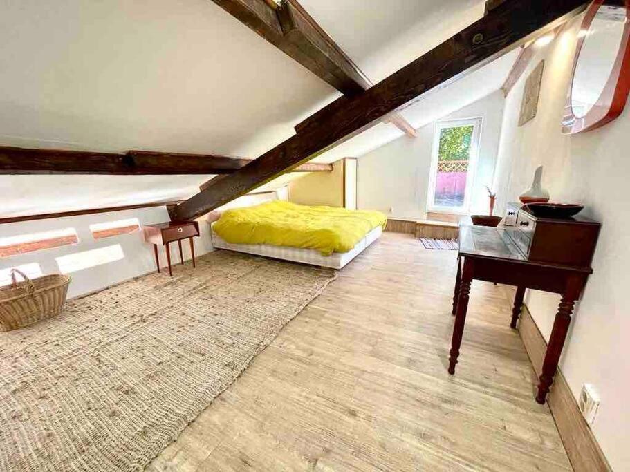 Charmante Maison Dans Jardin, Calme, 55M2- 2Ch, Metro, Tres Proche Paris Vitry-sur-Seine Zewnętrze zdjęcie