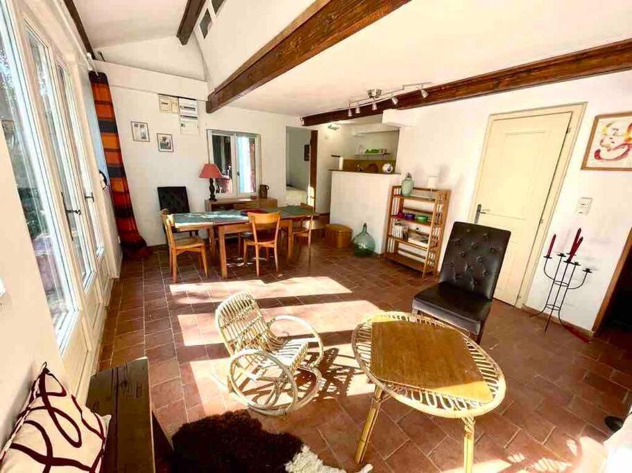 Charmante Maison Dans Jardin, Calme, 55M2- 2Ch, Metro, Tres Proche Paris Vitry-sur-Seine Zewnętrze zdjęcie